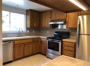 359 Country River Way, Sacramento, CA 95831