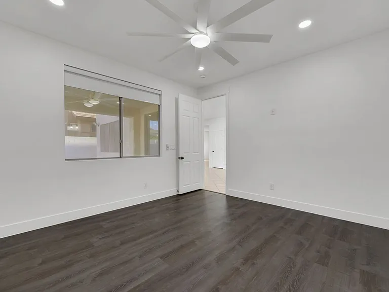 56 Ashby Hills Ct — Photo 15