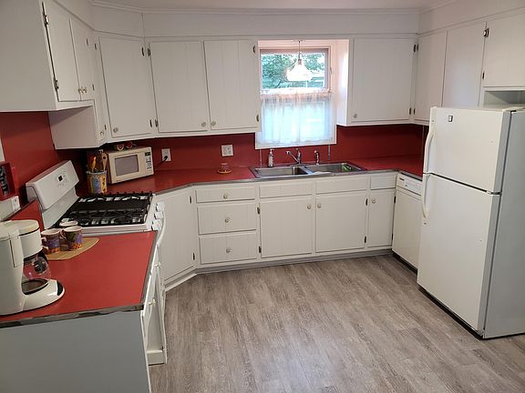 Retro Kitchen