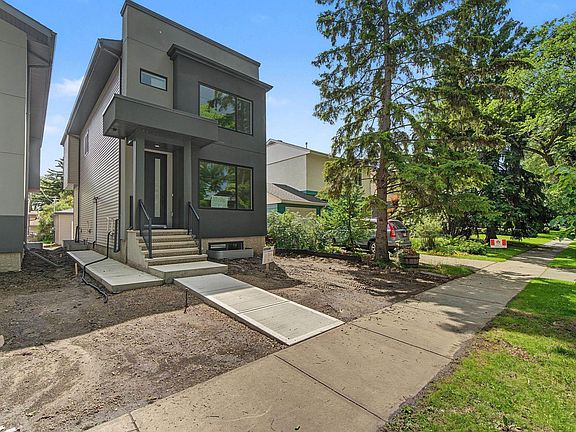 2nd image of 7605 92nd Ave NW