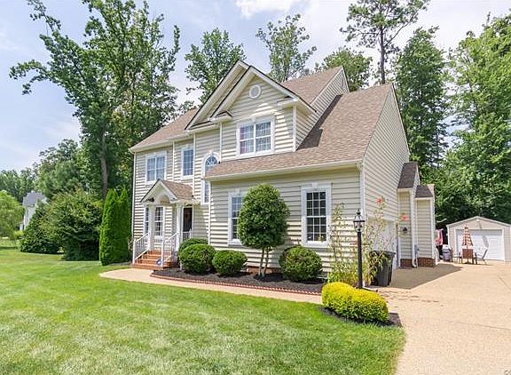 2nd image of 8376 Buckard Dr