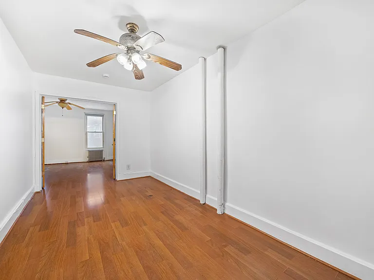 961 Lorimer St #2 — Photo 3