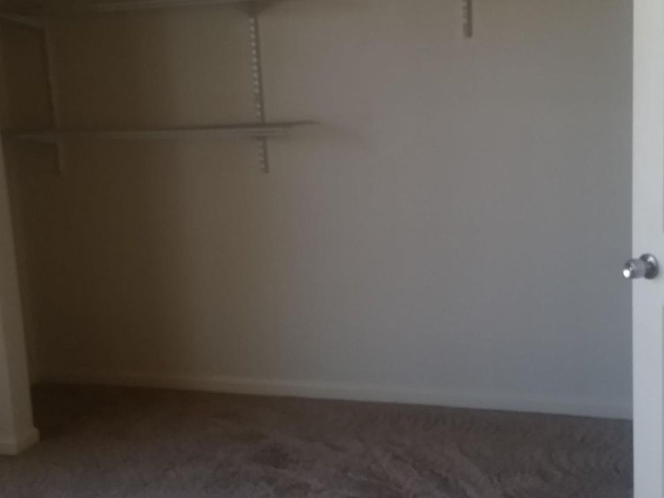 2nd image of 552 N Fulton St APT 202