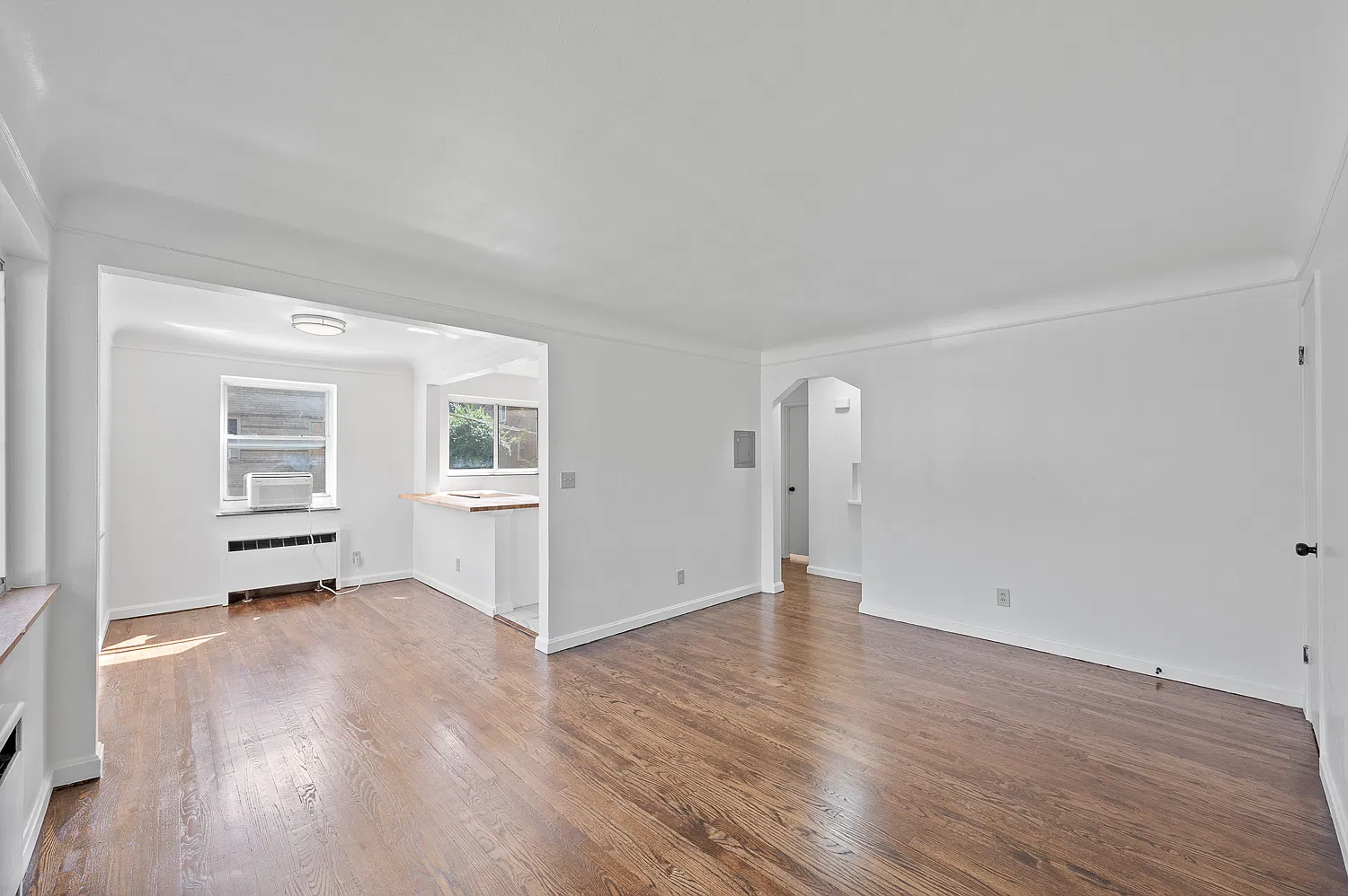 2 bed, $1,350 — Photo 4