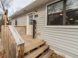 208 W Dogwood Dr, Huntsville, AR 72740