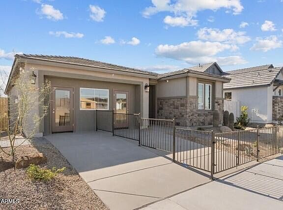 2nd image of 24047 W PUEBLO Avenue
