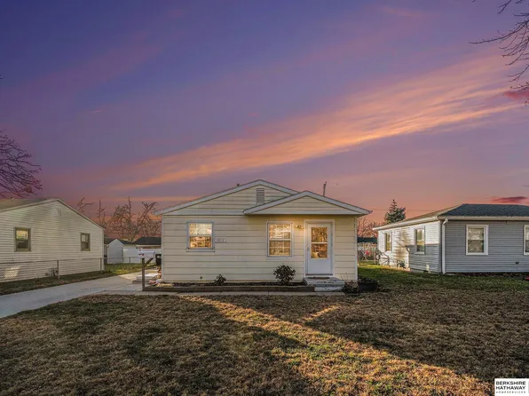 4512 S 61st St, Omaha, NE 68117