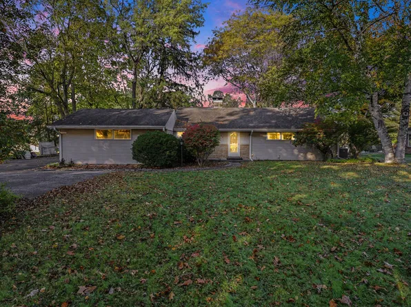 763 N Kalamazoo Ave, Marshall, MI 49068