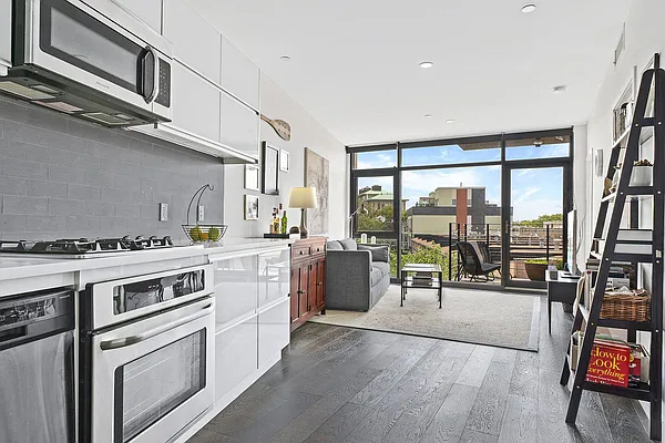 Rented by Compass | media 16