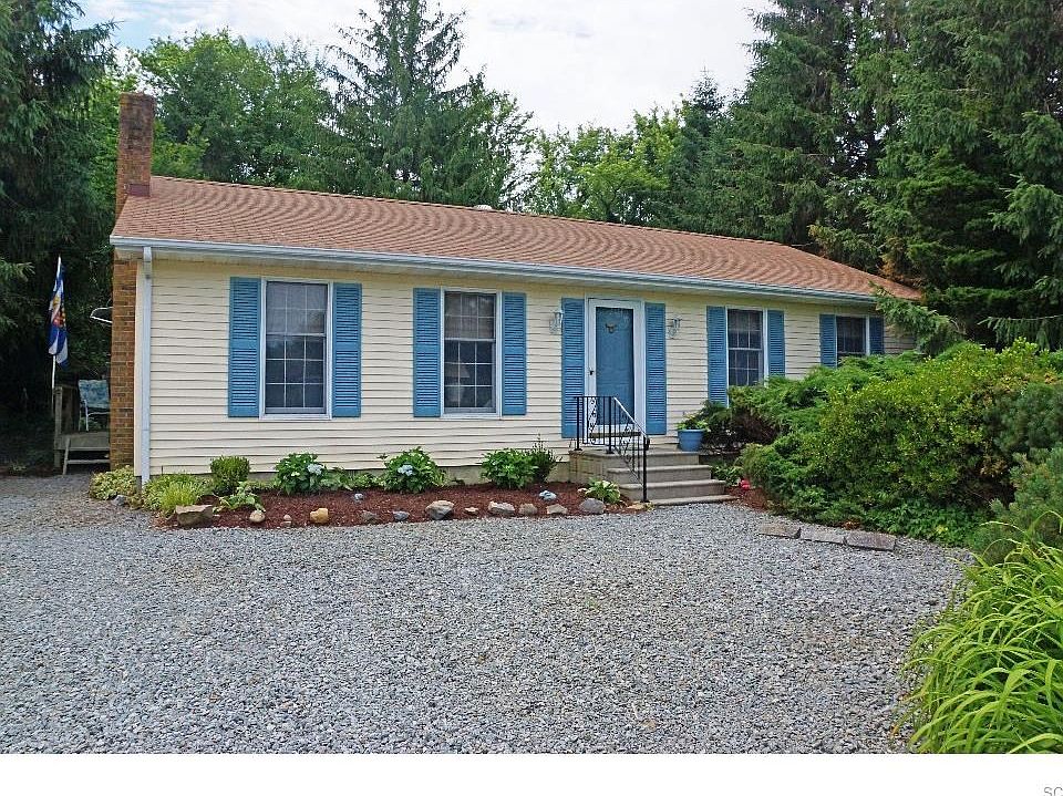 1st image of 117 Beach Plum Dr