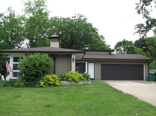 200 4th St SE, Independence, IA 50644