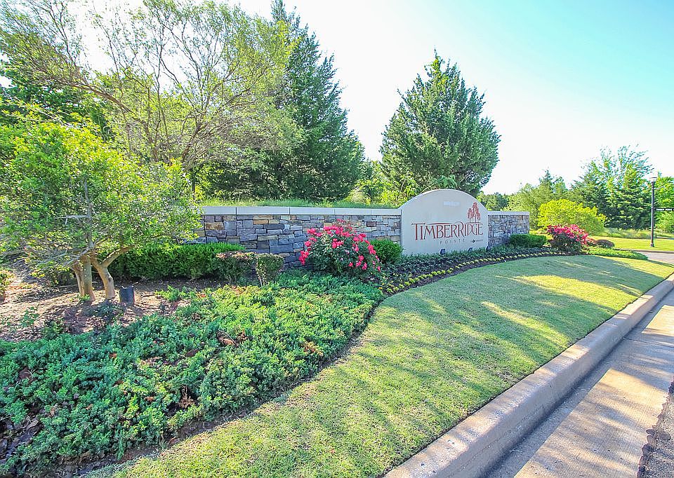 Subdivision Entrance
