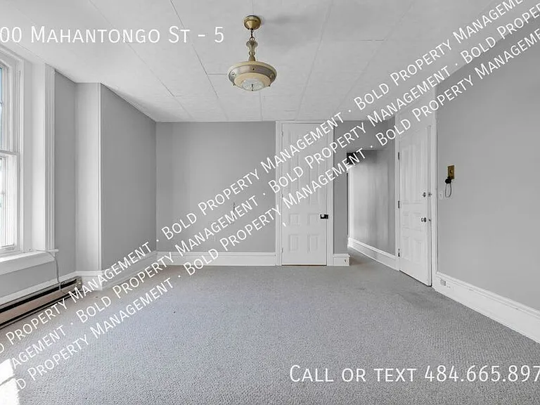 900 Mahantongo St #5 — Photo 8