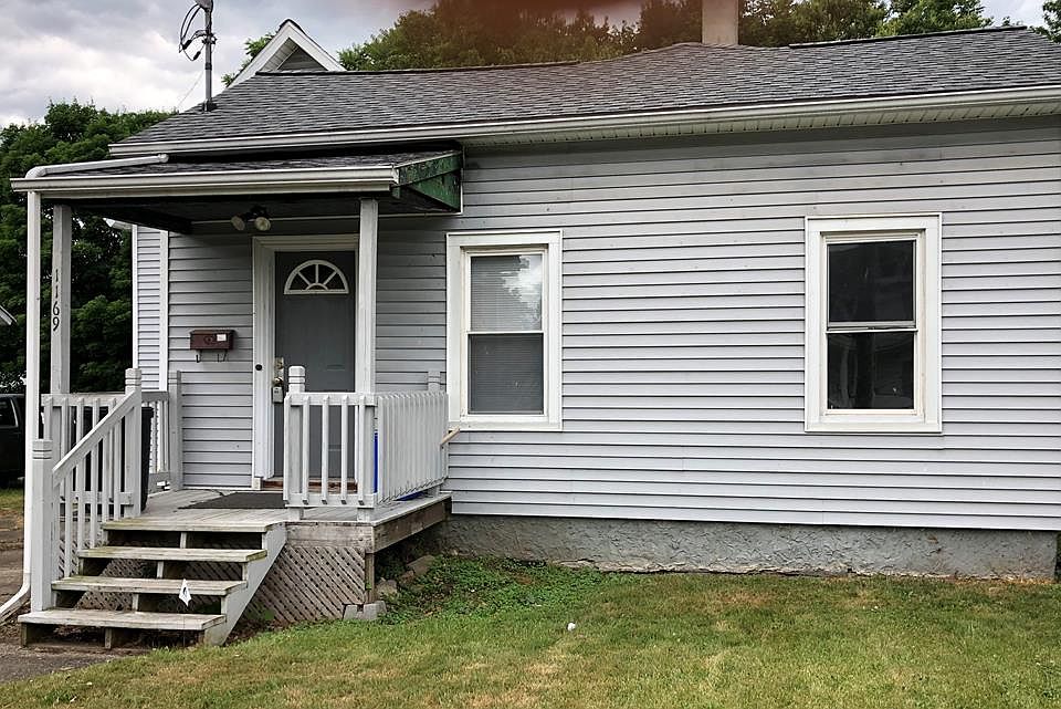 1st image of 1169 Magee St