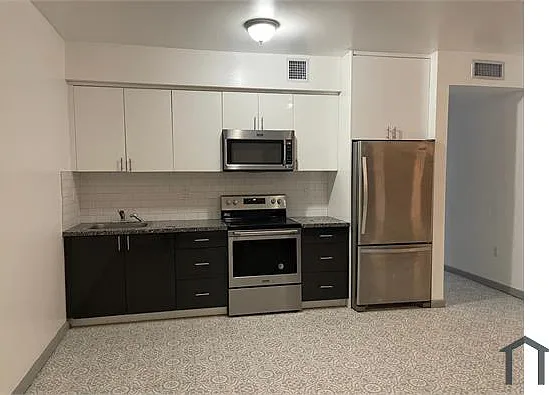 10120 W Fern St #A — Photo 5