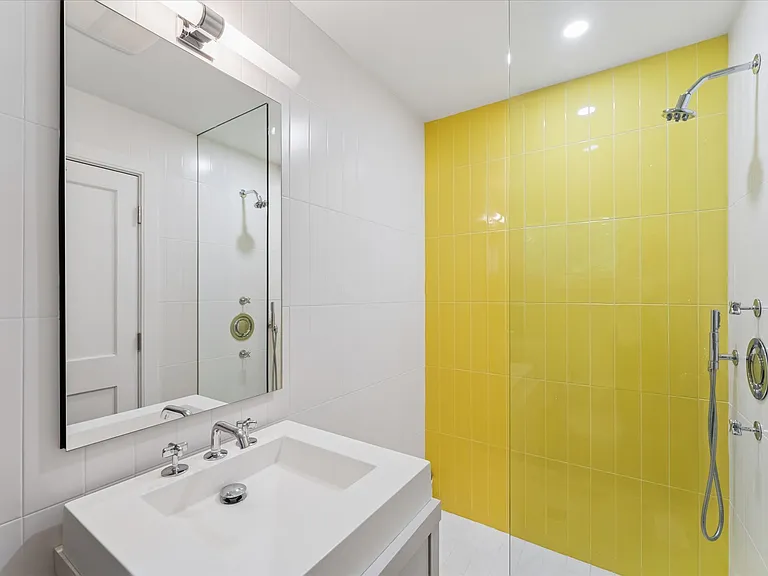 325 Narrow Ln — Photo 14