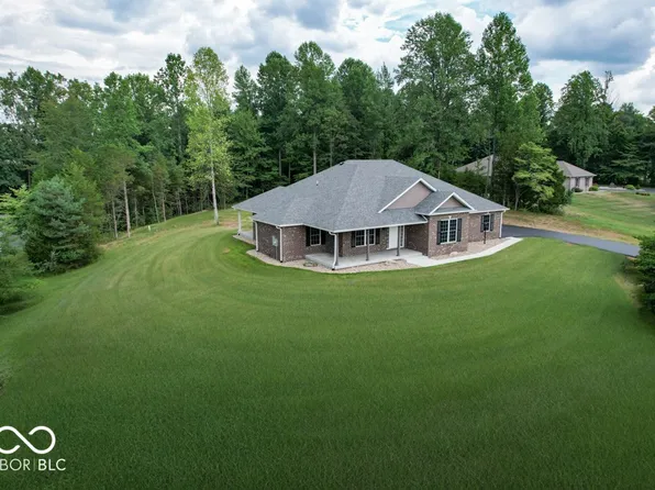 800 S Bay Hl, North Vernon, IN 47265