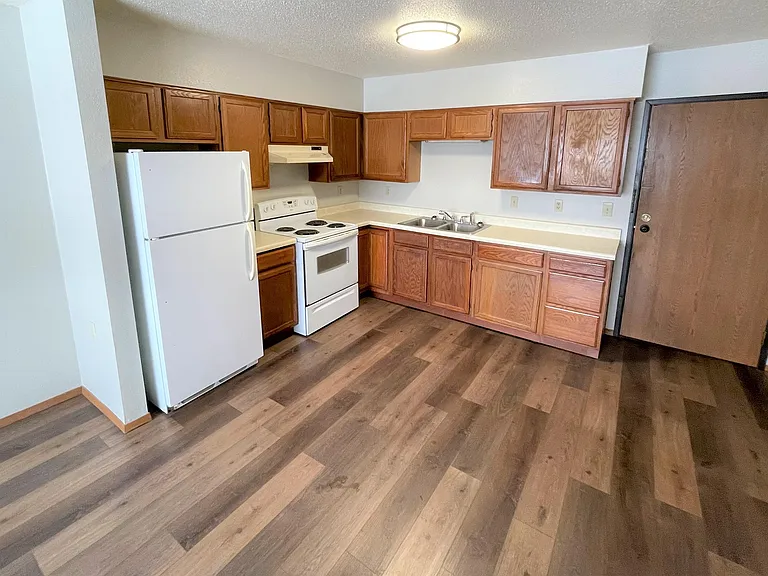 213 E 13th Ave #7 — Photo 3