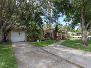 432 Rafael Blvd NE, Saint Petersburg, FL 33704