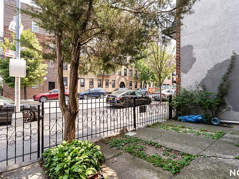 37-40 61st St #3 — Photo 27