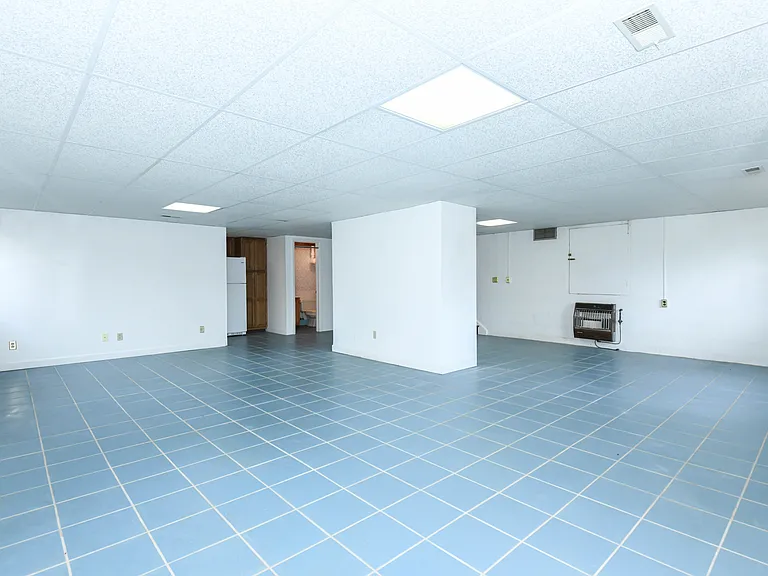 1804 Strathmore Dr — Photo 26