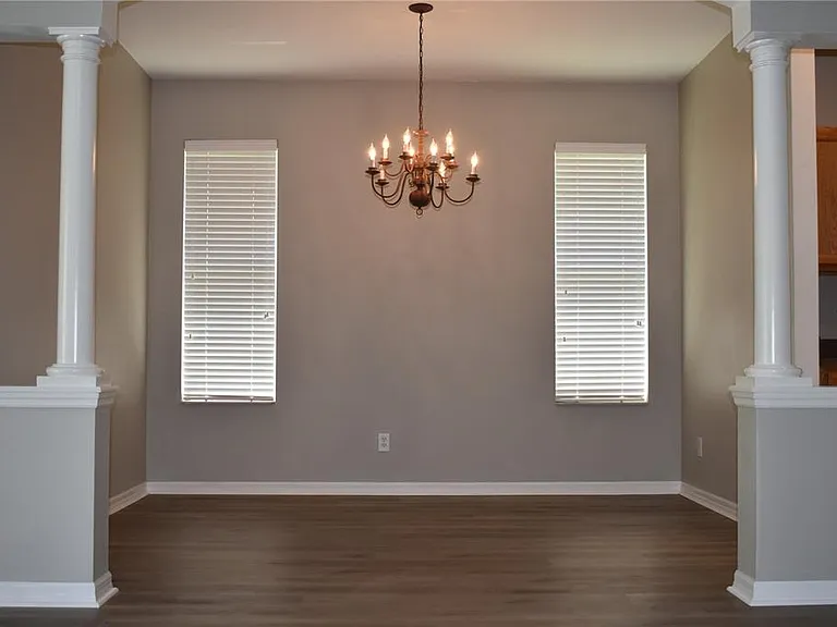 644 Chesney Dr — Photo 8