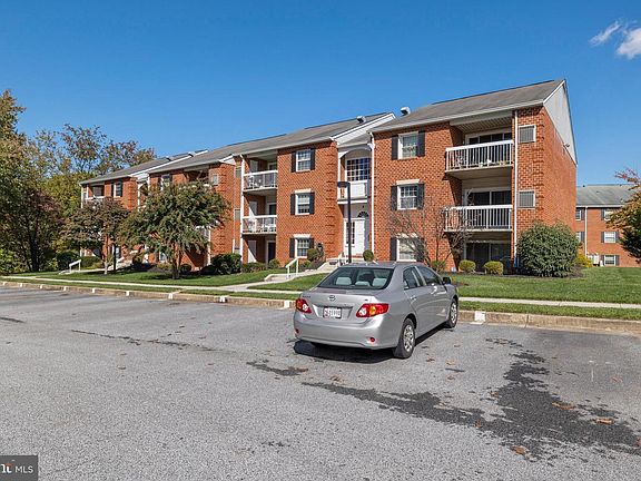 3rd image of 6 Ballycruy Ct Unit 101
