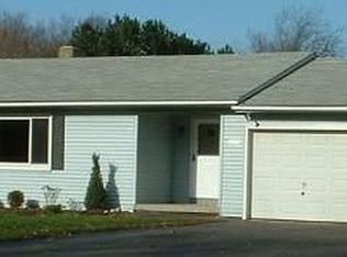 8580 Knapp Rd, West Falls, NY 14170
