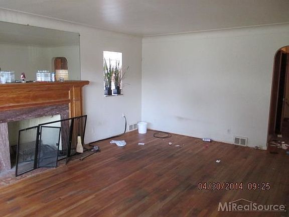 2nd image of 4291 E Outer Dr