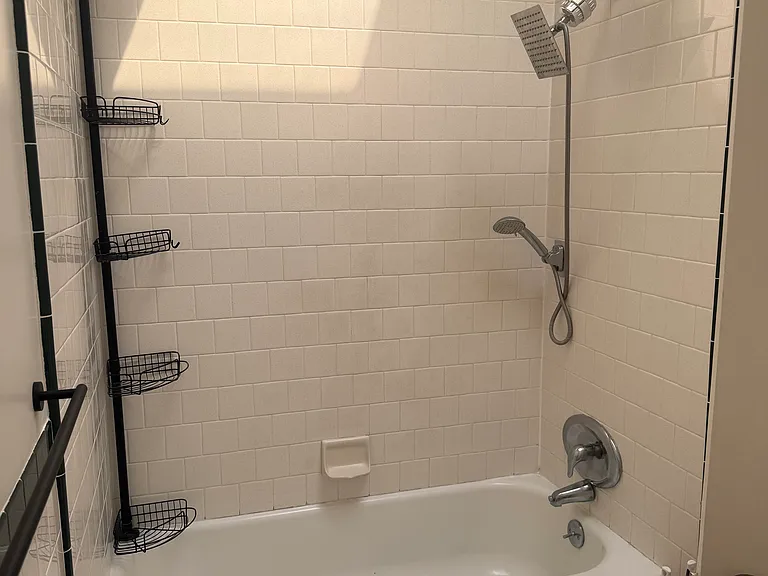 1333 Garden St — Photo 7