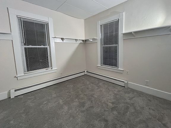 4th image of 144 Dwight St