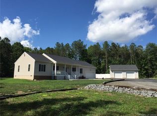 497 Lynns Ln, Wake, VA 23176