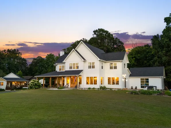 186 Haven Ln, Rossville, GA 30741