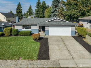 3024 NE 7th St, Renton, WA 98056