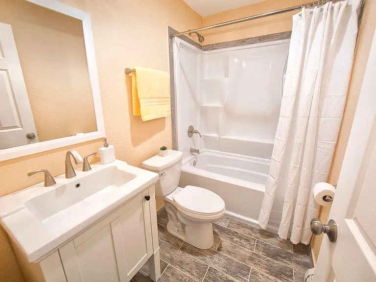 4000 W Rivers Edge Cir #25 — Photo 10