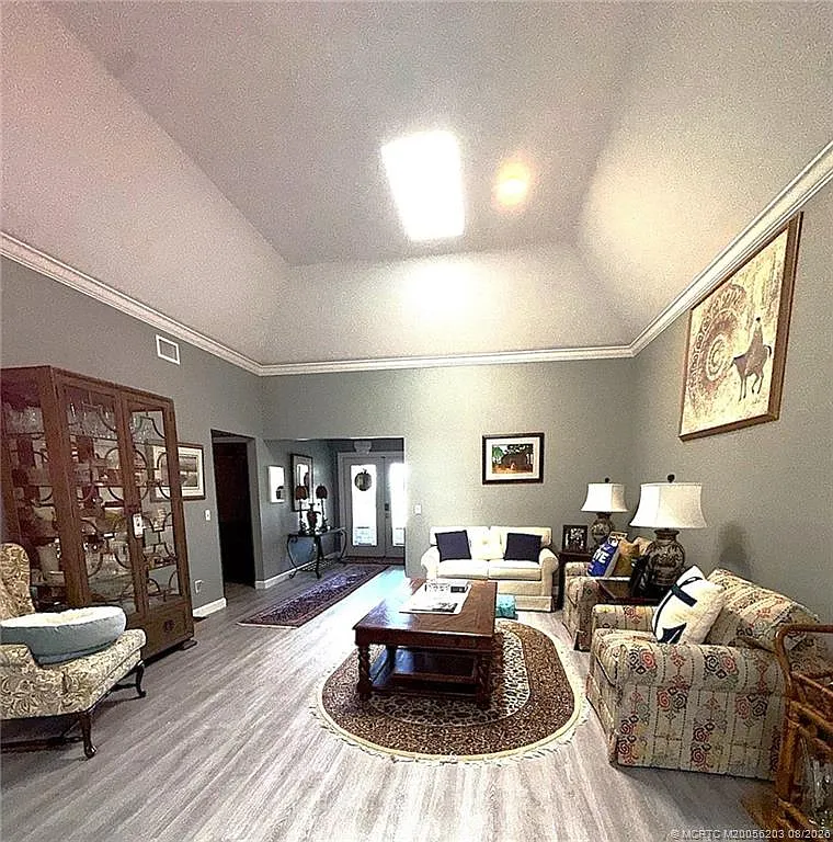 2 bed, 2.0 bath, 1778 sqft, $4,500 — Photo 4