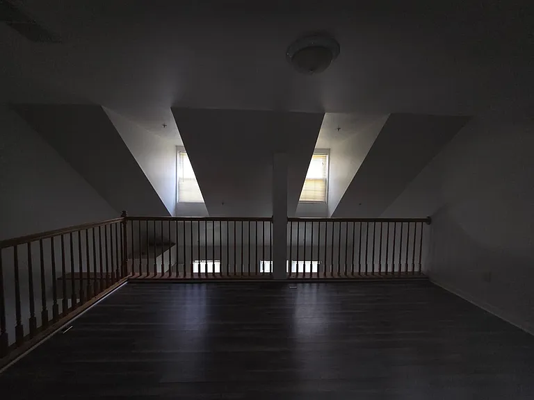 4740 Wainwright Cir — Photo 18