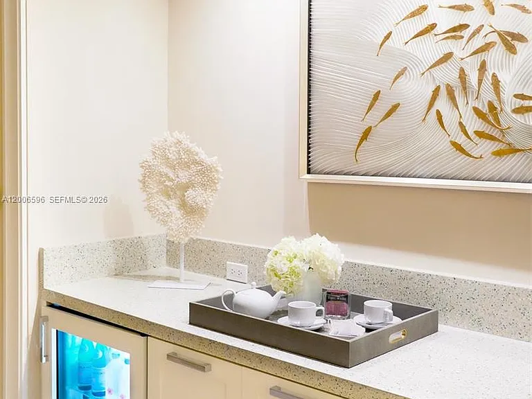 747 Crandon Blvd #Penthouse 10 — Photo 47