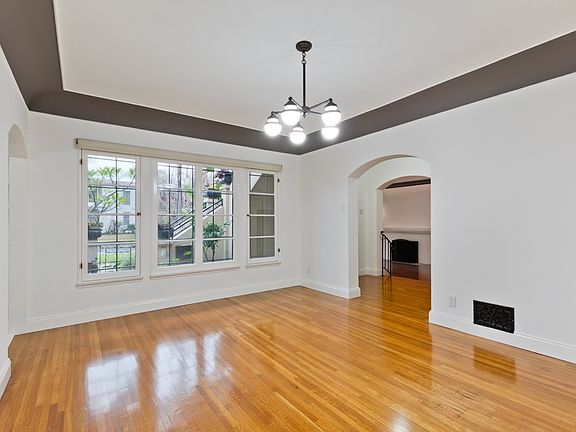 5th image of 1107 S Crescent Heights Blvd