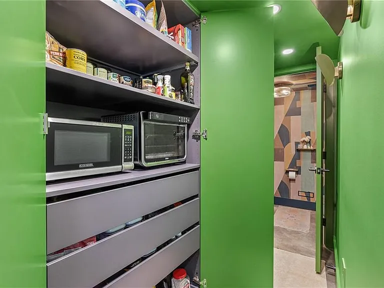 3252 W Roxboro Rd NE — Photo 20