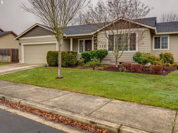 334 NE Airpark Way, Newberg, OR 97132