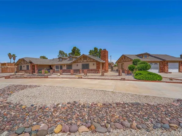 19989 Cronese Ln, Apple Valley, CA 92308