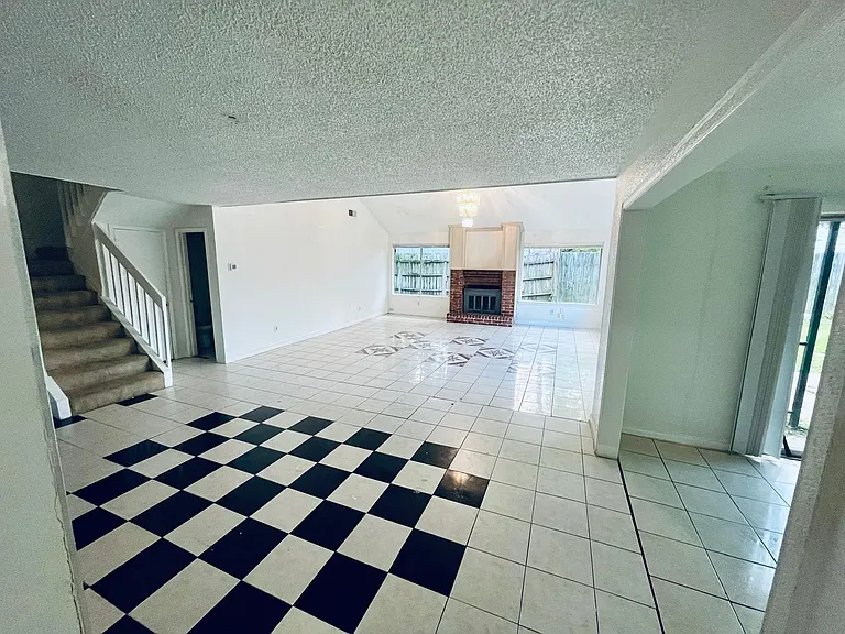 12915 Ashford Knoll Dr — Photo 6
