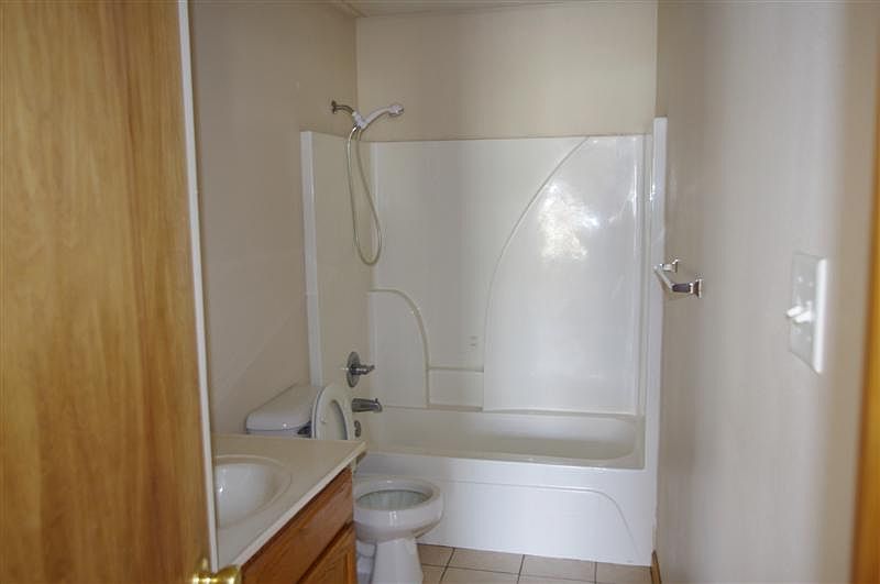 2nd image of 53 Meadow Cir