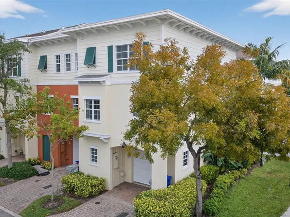 630 SW 1st Dr, Pompano Beach, FL 33060