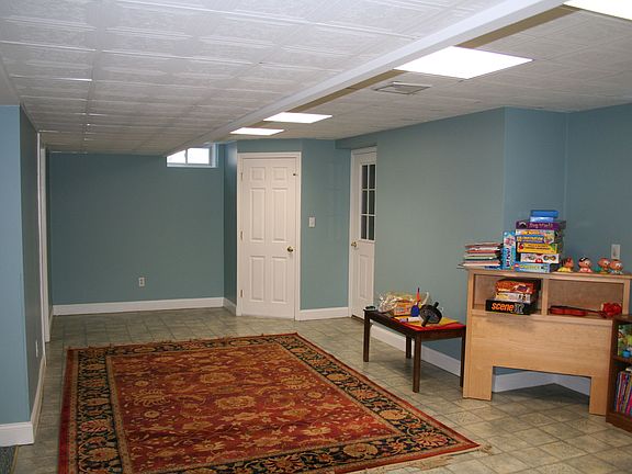 5th image of 19 Southwood Dr
