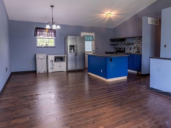 5th image of 116 Green Hill Dr