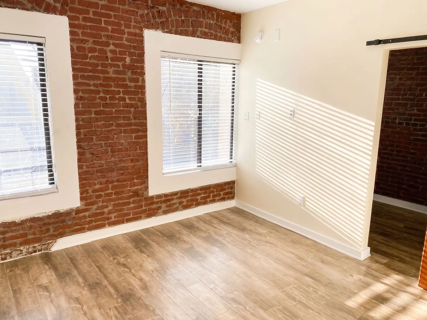 1 bed, 1.0 bath, 350 sqft, $1,650 — Photo 3