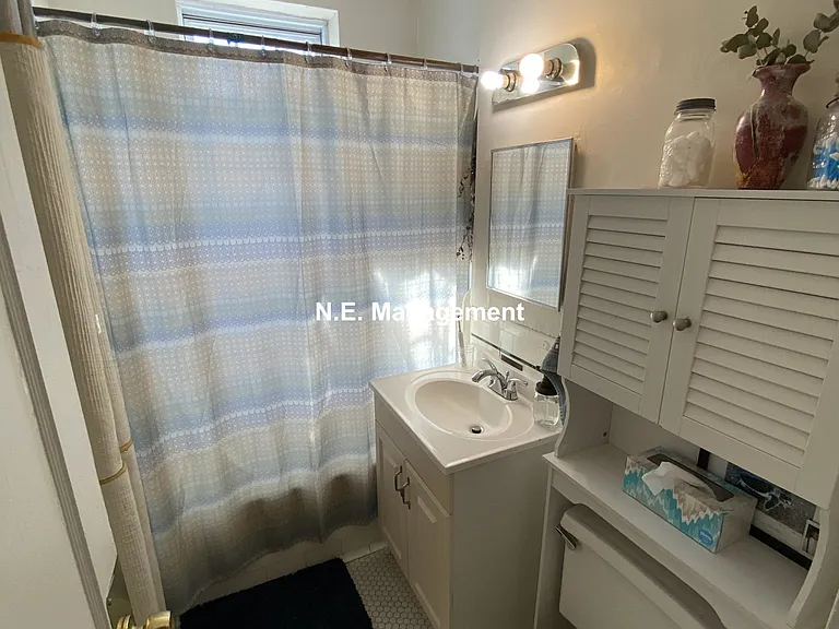 339 S Huntington Ave #10 — Photo 8