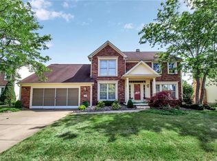 8 Willow Ridge Ln, Lancaster, NY 14086